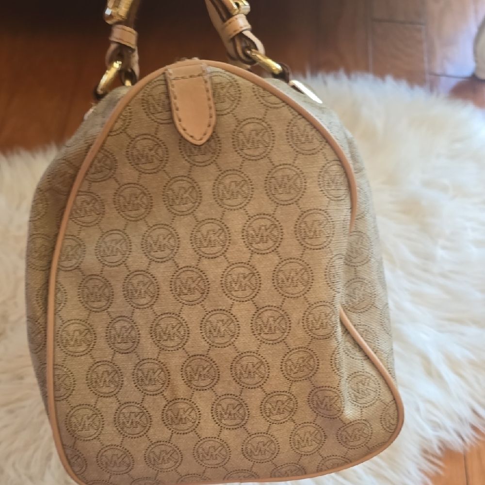Michael Kors Grayson Speedy with Gold Accents - Picture 6 of 12